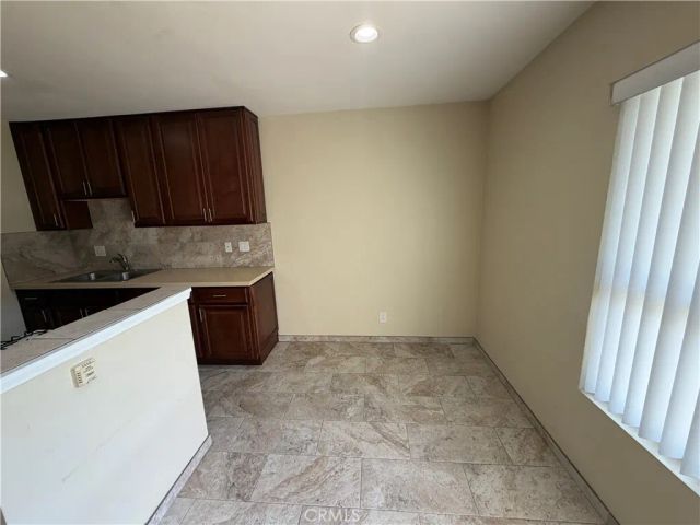 2227 E Westport 2, Anaheim, CA 92806