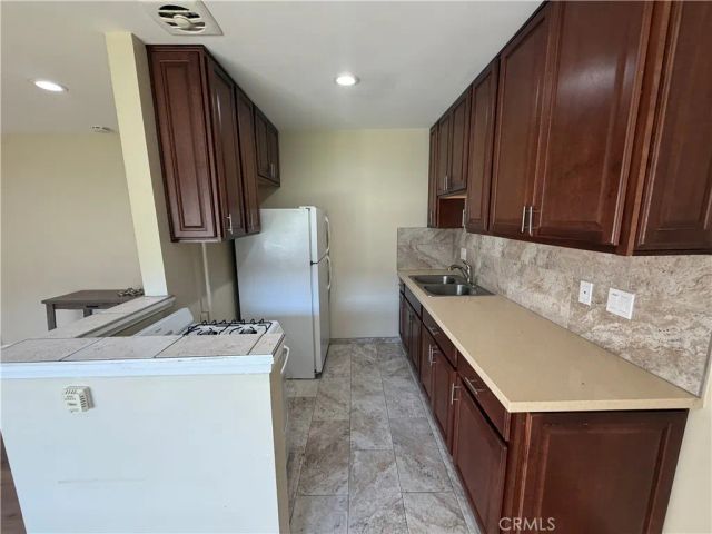 2227 E Westport 2, Anaheim, CA 92806