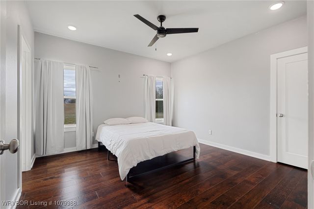 5000 Sue Lane, Lavaca, AR 72941