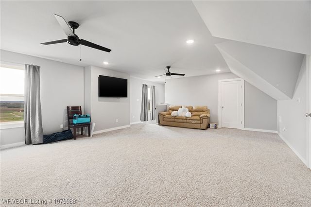 5000 Sue Lane, Lavaca, AR 72941