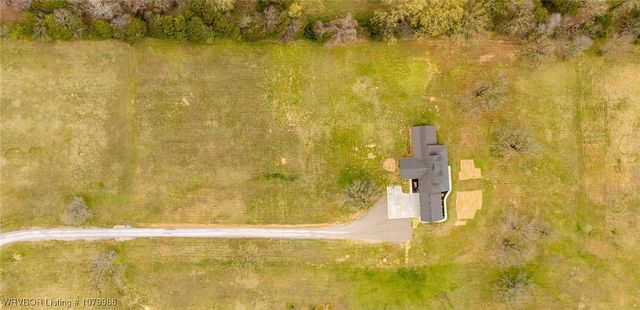 5000 Sue Lane, Lavaca, AR 72941