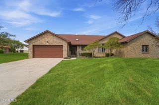 43 Trafalgar Bend, Bowling Green, OH 43402