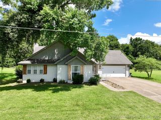 114245 S 4172 Road, Checotah, OK 74426