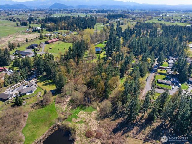41298 214th Avenue SE, Enumclaw, WA 98022