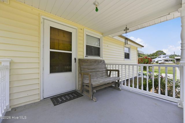 270 Buck Jones Road, Wallace, NC 28466