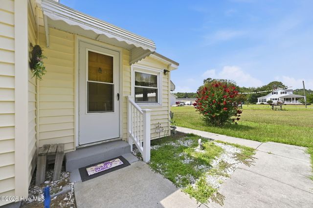 270 Buck Jones Road, Wallace, NC 28466