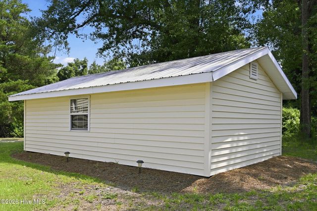 270 Buck Jones Road, Wallace, NC 28466