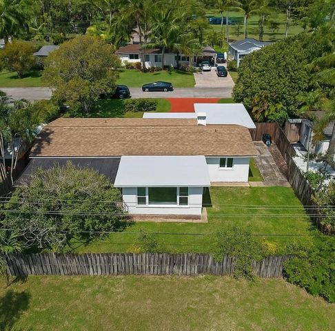 570 SE 2ND Avenue, Pompano Beach, FL 33060
