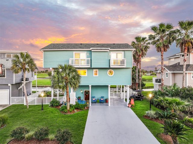 14037 Grambo Boulevard, Galveston, TX 77554