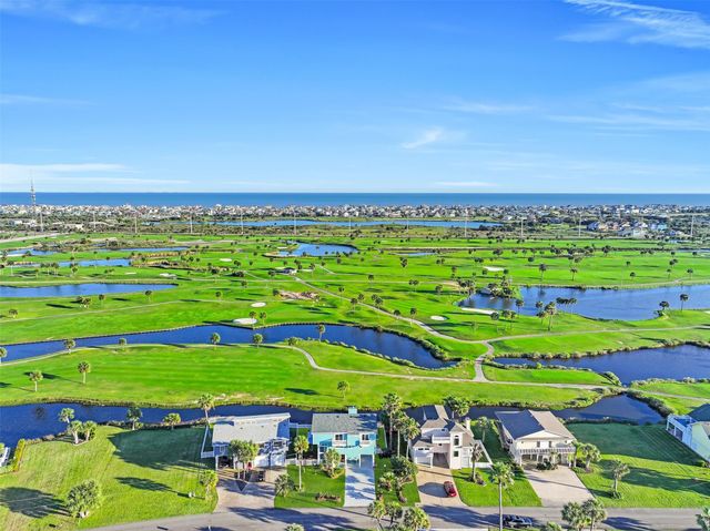 14037 Grambo Boulevard, Galveston, TX 77554