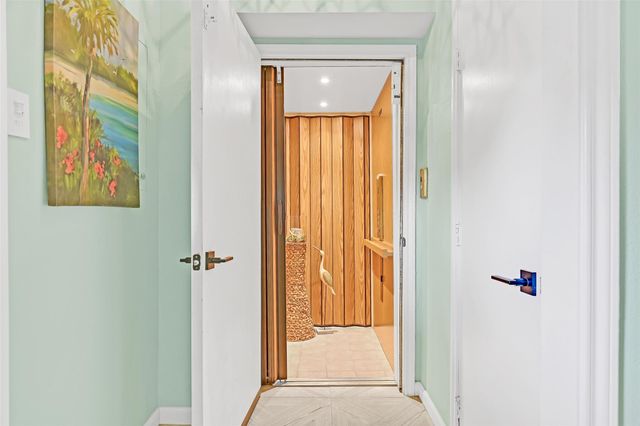 14037 Grambo Boulevard, Galveston, TX 77554