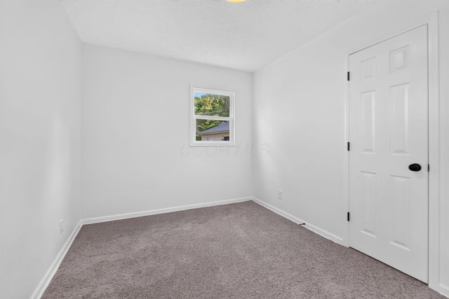 860 Minerva Avenue, Columbus, OH 43229