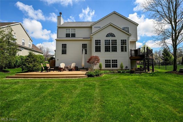980 Queens Gate Way, Wadsworth, OH 44281