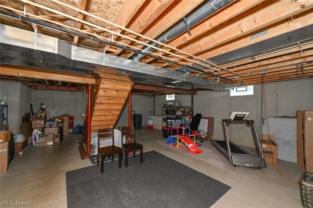 980 Queens Gate Way, Wadsworth, OH 44281