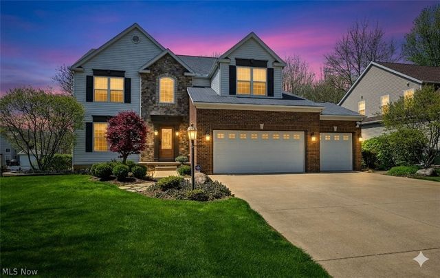 980 Queens Gate Way, Wadsworth, OH 44281