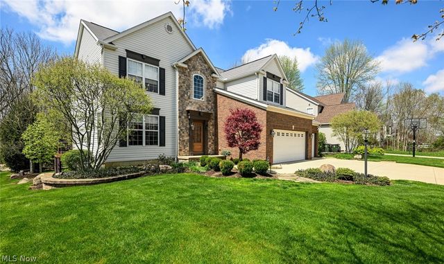 980 Queens Gate Way, Wadsworth, OH 44281