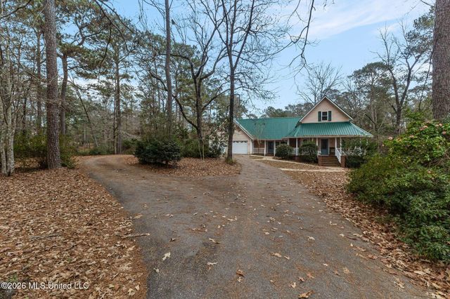 13 Albert Odom Drive, Poplarville, MS 39470