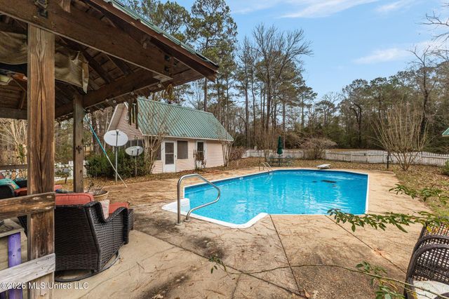 13 Albert Odom Drive, Poplarville, MS 39470