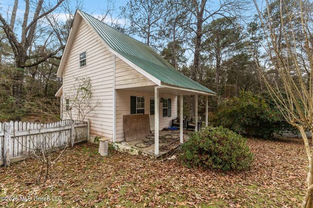 13 Albert Odom Drive, Poplarville, MS 39470