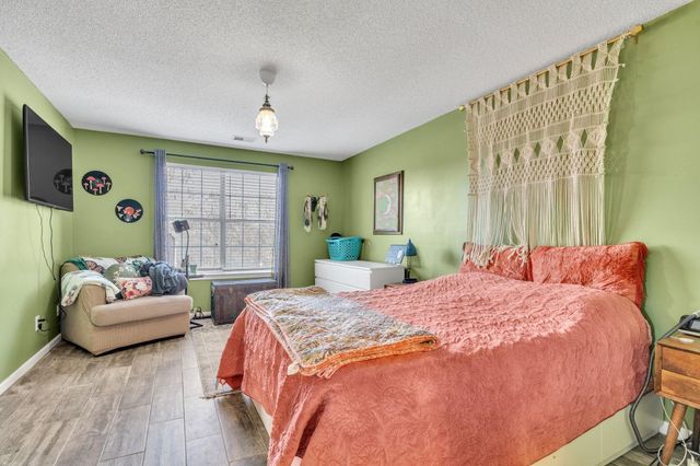 531 Country Gardens Drive, Fountain Inn, SC 29644