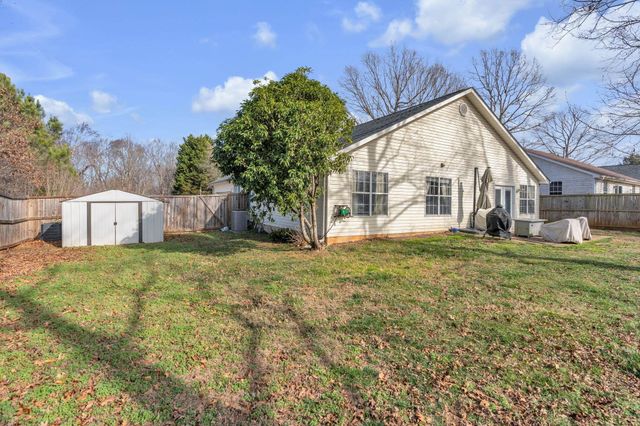 531 Country Gardens Drive, Fountain Inn, SC 29644