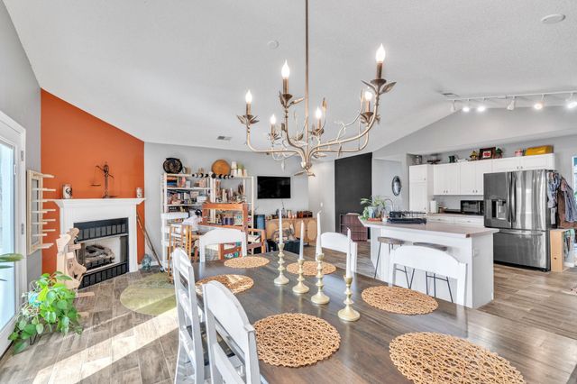 531 Country Gardens Drive, Fountain Inn, SC 29644