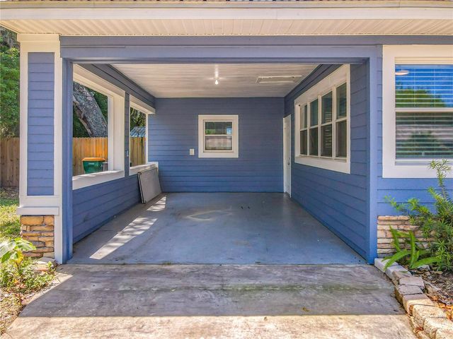 1006 E 11TH AVENUE, Mount Dora, FL 32757