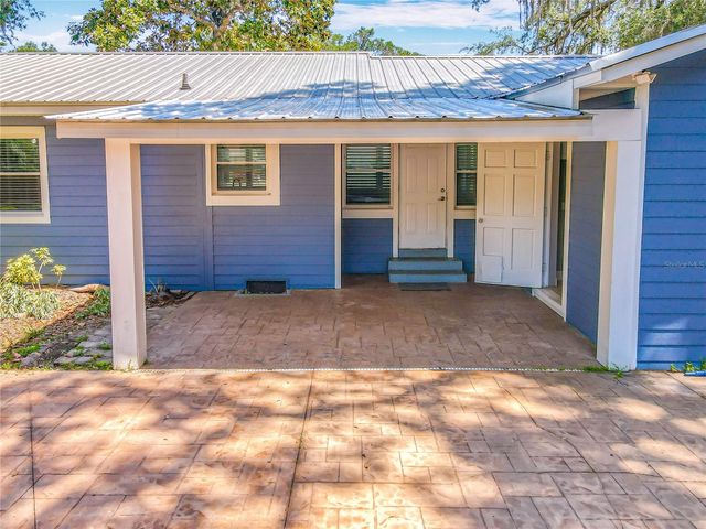 1006 E 11TH AVENUE, Mount Dora, FL 32757