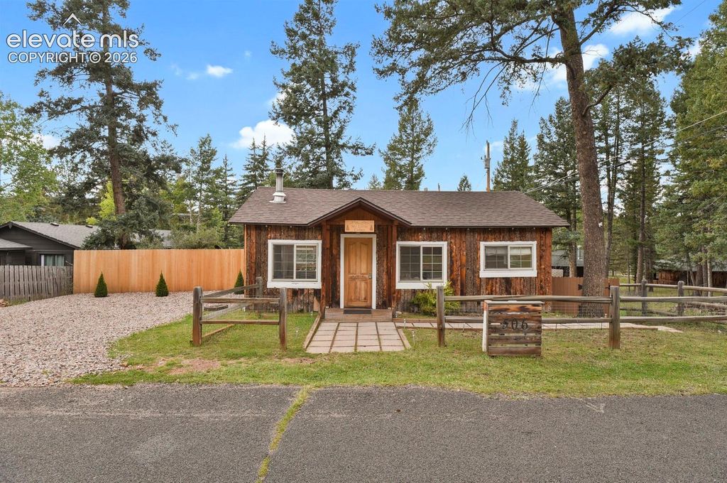 506 N Fairview Street, Woodland Park, CO 80863 — photo 2