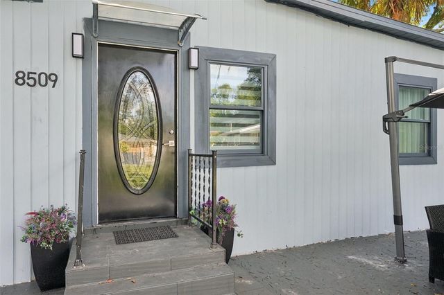 8509 N HAMNER AVENUE, Tampa, FL 33604