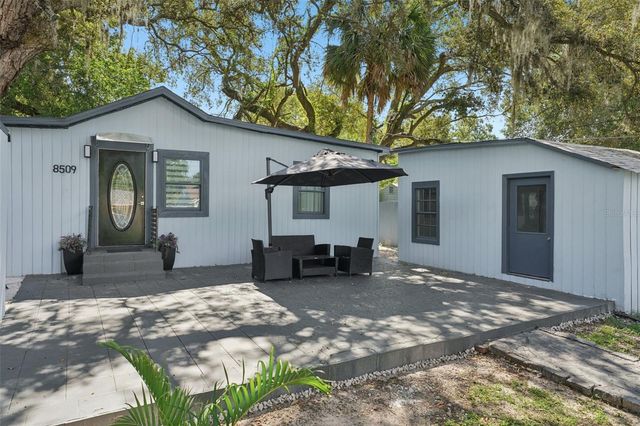 8509 N HAMNER AVENUE, Tampa, FL 33604