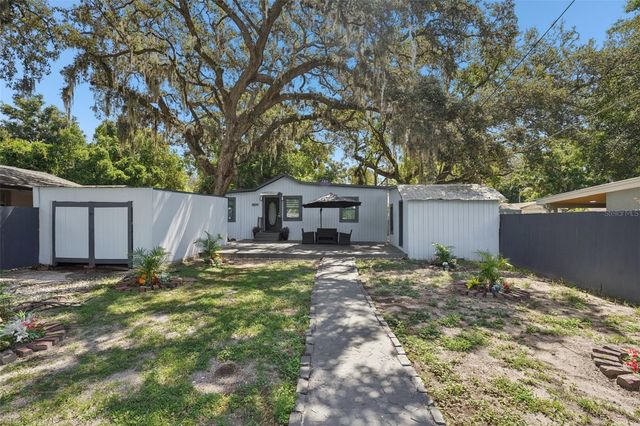 8509 N HAMNER AVENUE, Tampa, FL 33604