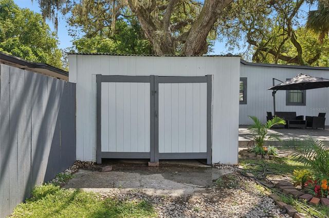 8509 N HAMNER AVENUE, Tampa, FL 33604