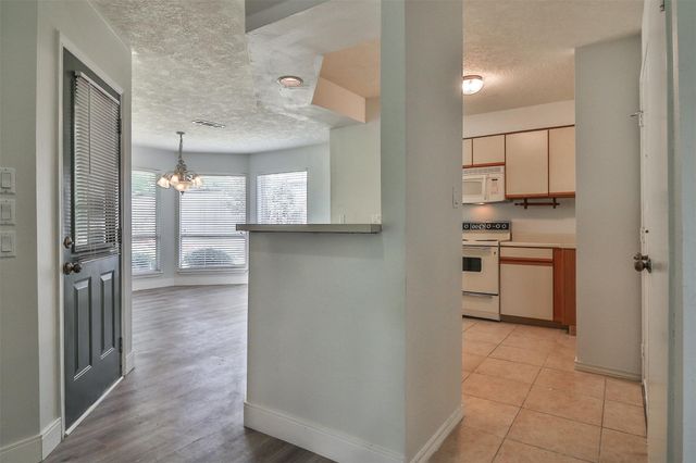 10910 Scenic Drive, Montgomery, TX 77356
