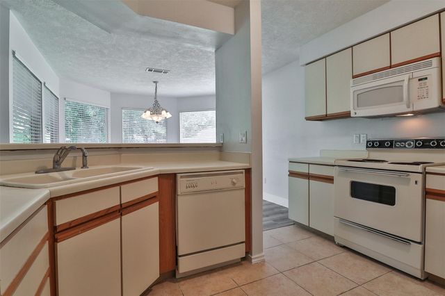 10910 Scenic Drive, Montgomery, TX 77356