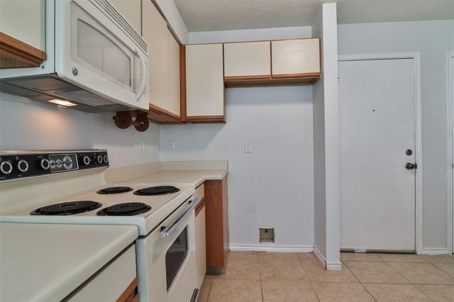 10910 Scenic Drive, Montgomery, TX 77356