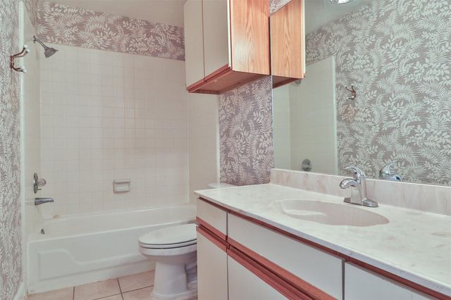 10910 Scenic Drive, Montgomery, TX 77356