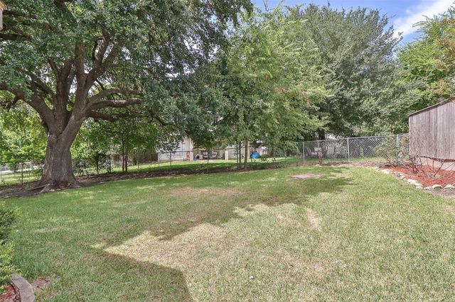 10910 Scenic Drive, Montgomery, TX 77356