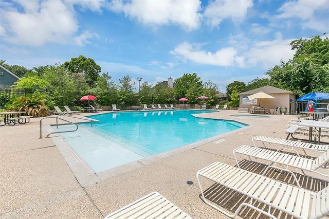 10910 Scenic Drive, Montgomery, TX 77356