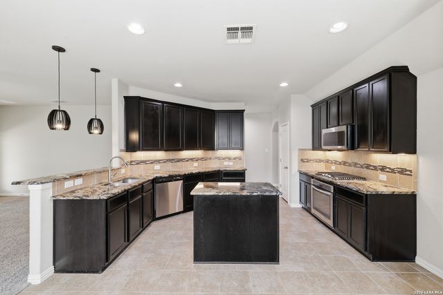 13911 Nicia, San Antonio, TX 78253