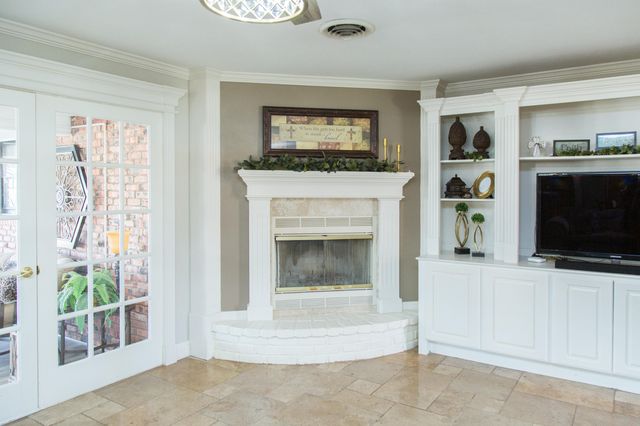 1406 Amarillo Street, Plainview, TX 79072