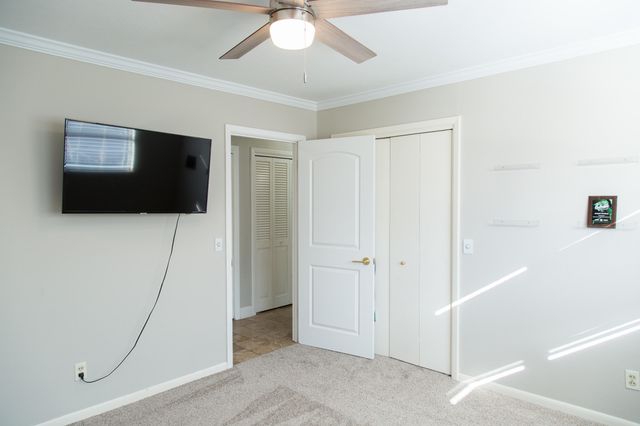 1406 Amarillo Street, Plainview, TX 79072