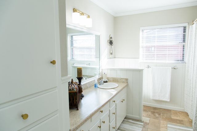 1406 Amarillo Street, Plainview, TX 79072