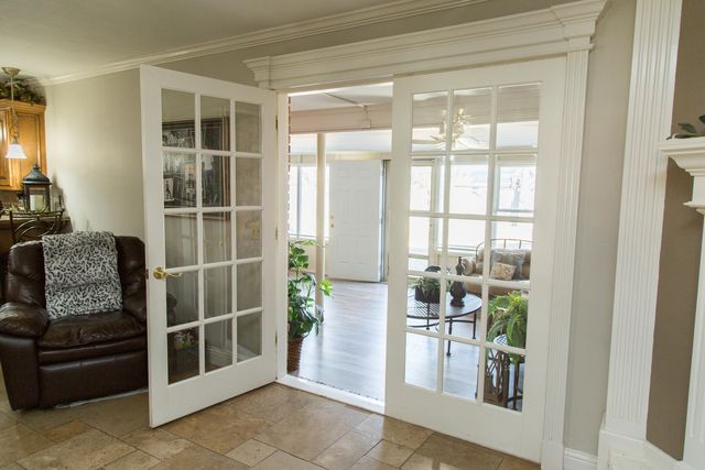 1406 Amarillo Street, Plainview, TX 79072