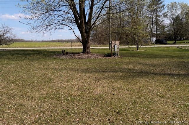 6327 N Jack Morgan Road, Austin, IN 47102