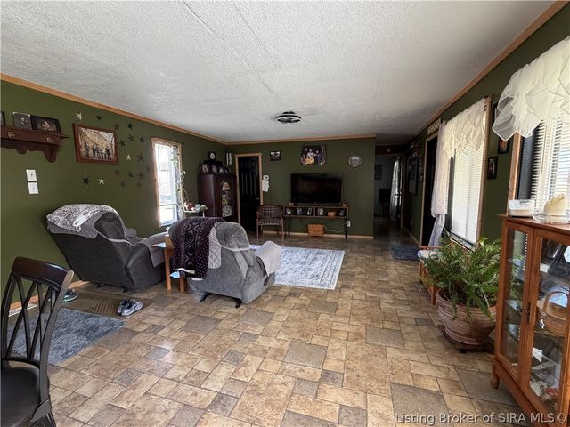 6327 N Jack Morgan Road, Austin, IN 47102