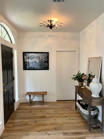 5 CHAPARRAL HL, Boerne, TX 78006