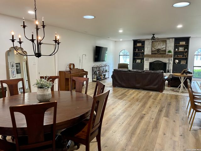 5 CHAPARRAL HL, Boerne, TX 78006