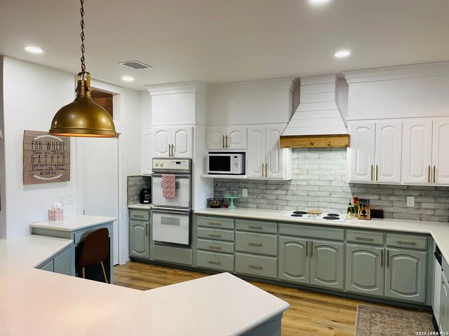 5 CHAPARRAL HL, Boerne, TX 78006