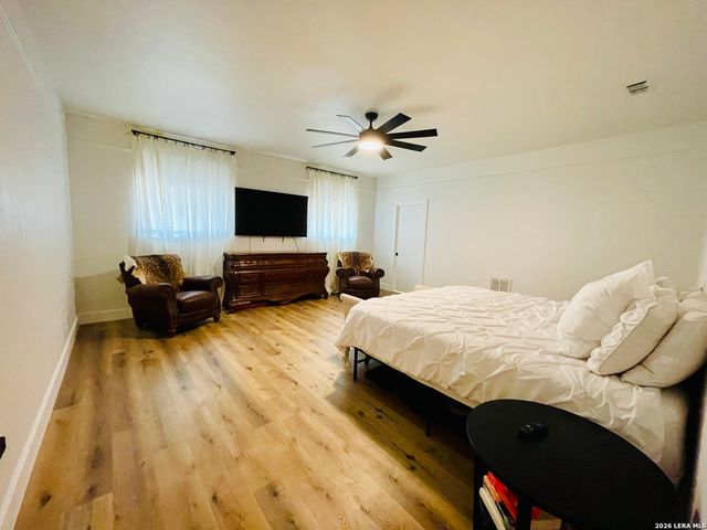 5 CHAPARRAL HL, Boerne, TX 78006